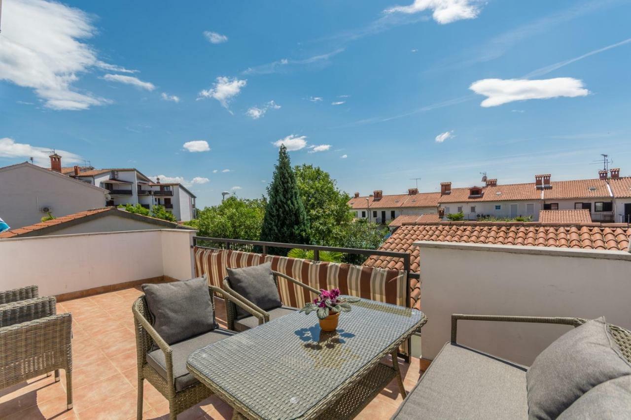 Apartments Radmila Poreč Buitenkant foto